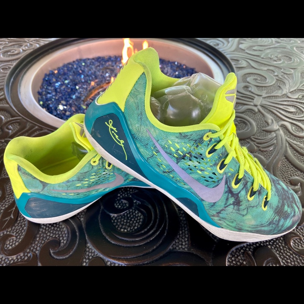 Rare Kobe 9 Easters
